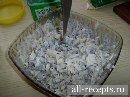 Печень с маринованным луком